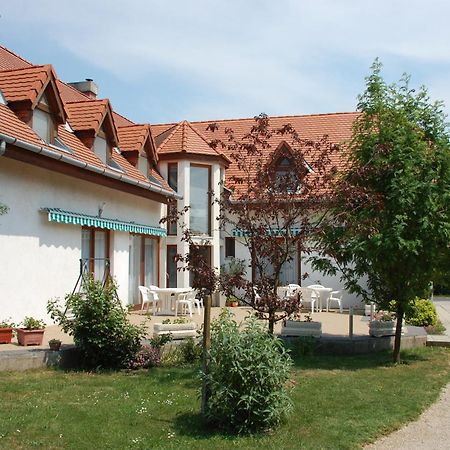 Hotel Emil Panzió Balatongyörök Exterior foto